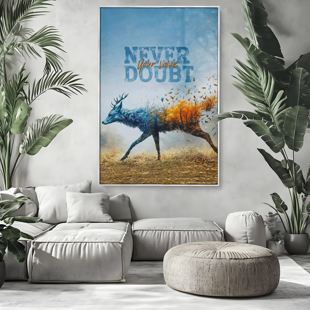 Tablou canvas cu tablou canvas cu cerb si padure, in rama de aluminiu argintiu, pe perete intr-un living